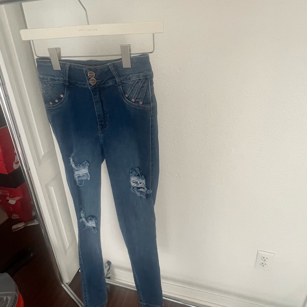 New jeans size 7 color blue